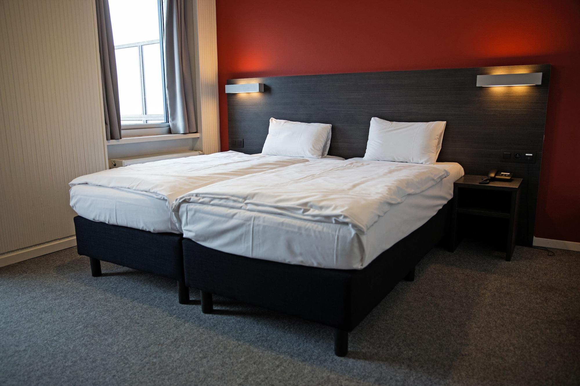Antwerp Harbour Hotel Екстериор снимка