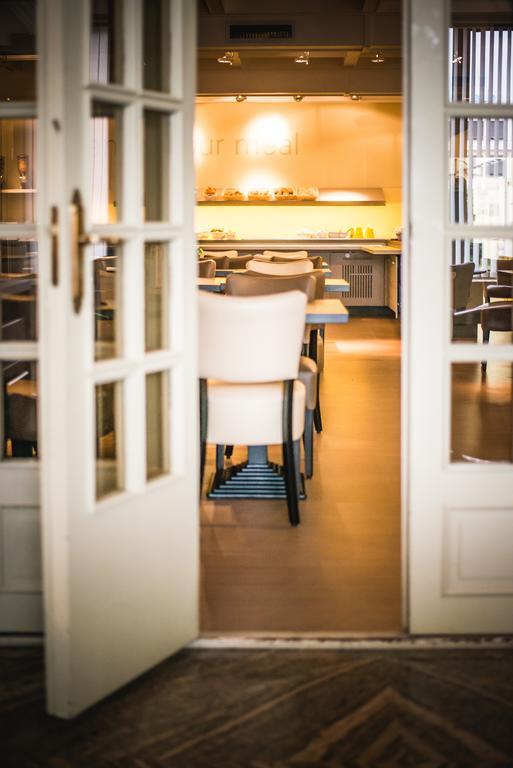 Antwerp Harbour Hotel Екстериор снимка