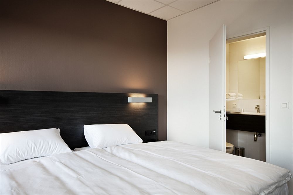 Antwerp Harbour Hotel Екстериор снимка