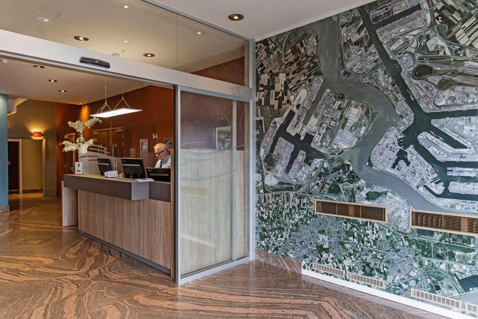 Antwerp Harbour Hotel Екстериор снимка
